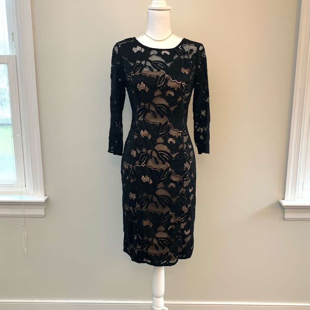 Adrianna Papell black Lace  cocktail dress / semi formal